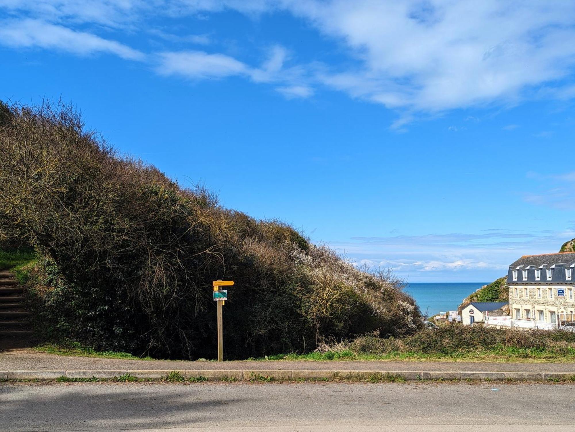 Appart Vue Mer-Au Pied Du Chemin De Randonnee " Bassan" Planguenoual Esterno foto